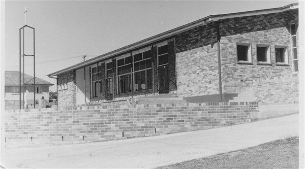 New St Agnes Church 1960